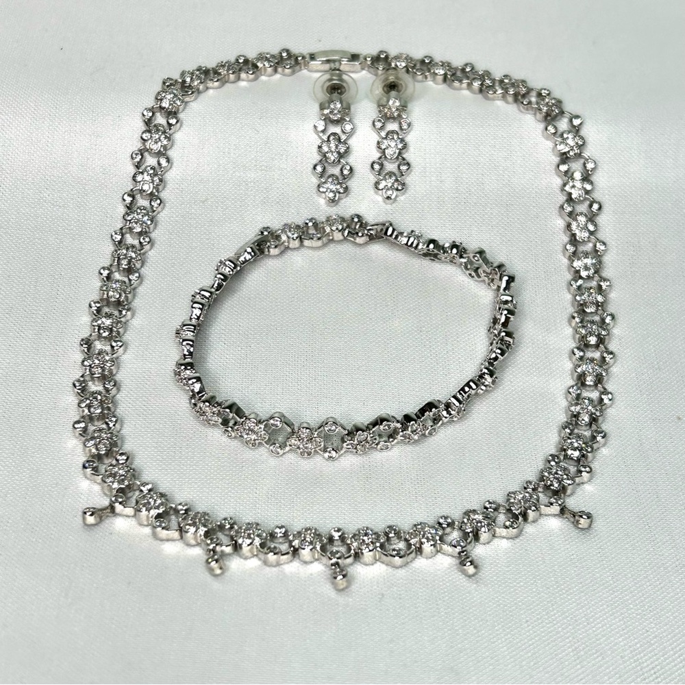 Silver Tone Necklace, Bracelet, & Earrings Set